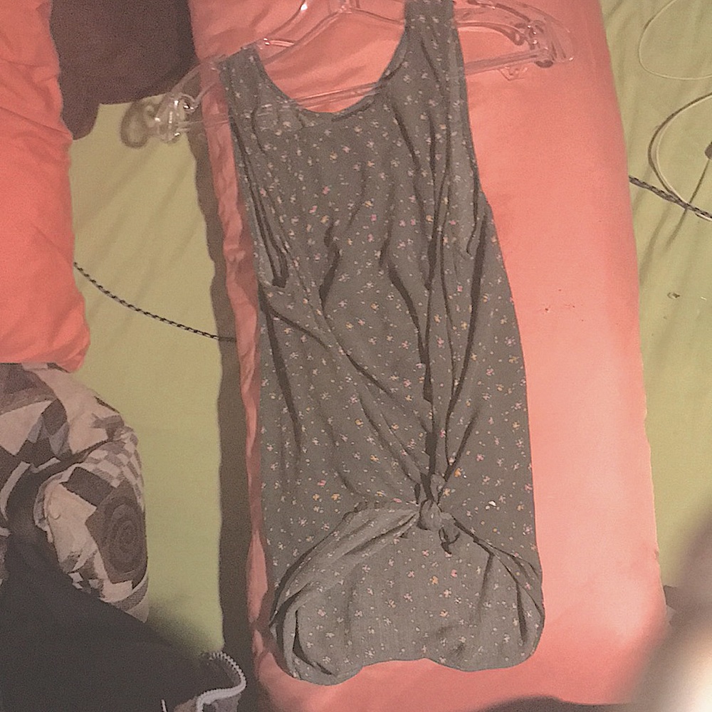Tank top ties in front
